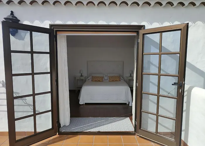 Sunset Hadas Willa *